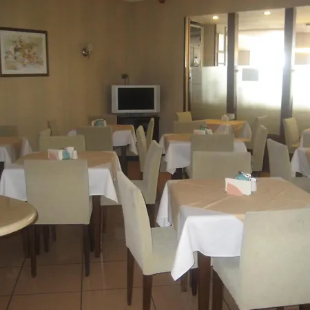 Candan 马尔马里斯