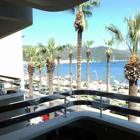 Hotel Candan 2*